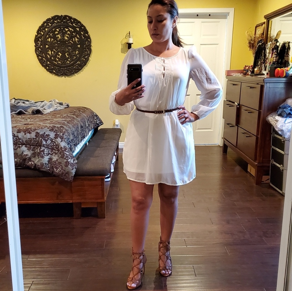 Dress - Picture 7 of 7